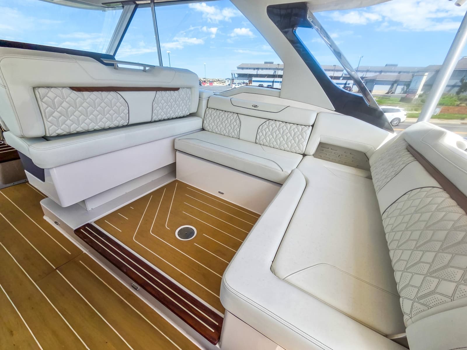 2026 Regal LX43 - Photo 15