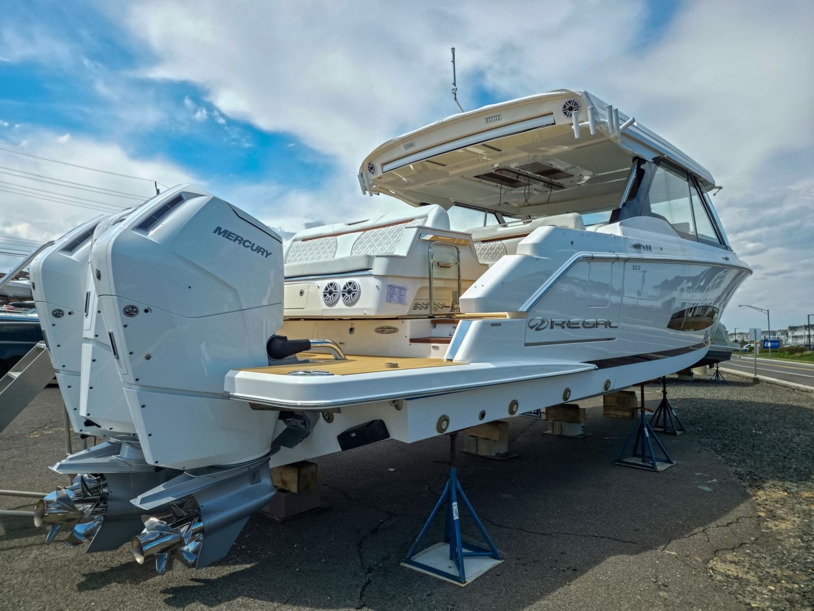 2026 Regal LX43 - Photo 7