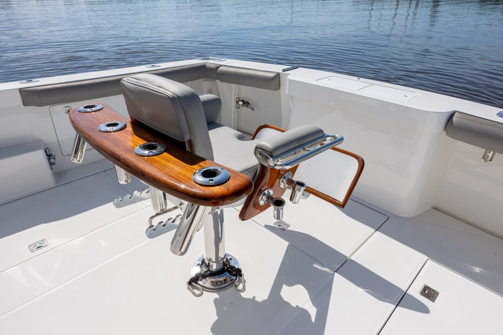 2005 Cabo 45 Express - Photo 126