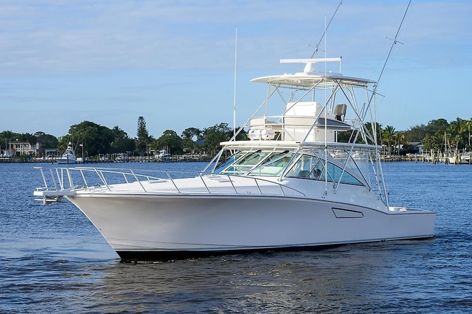 2005 Cabo 45 Express - Photo 3