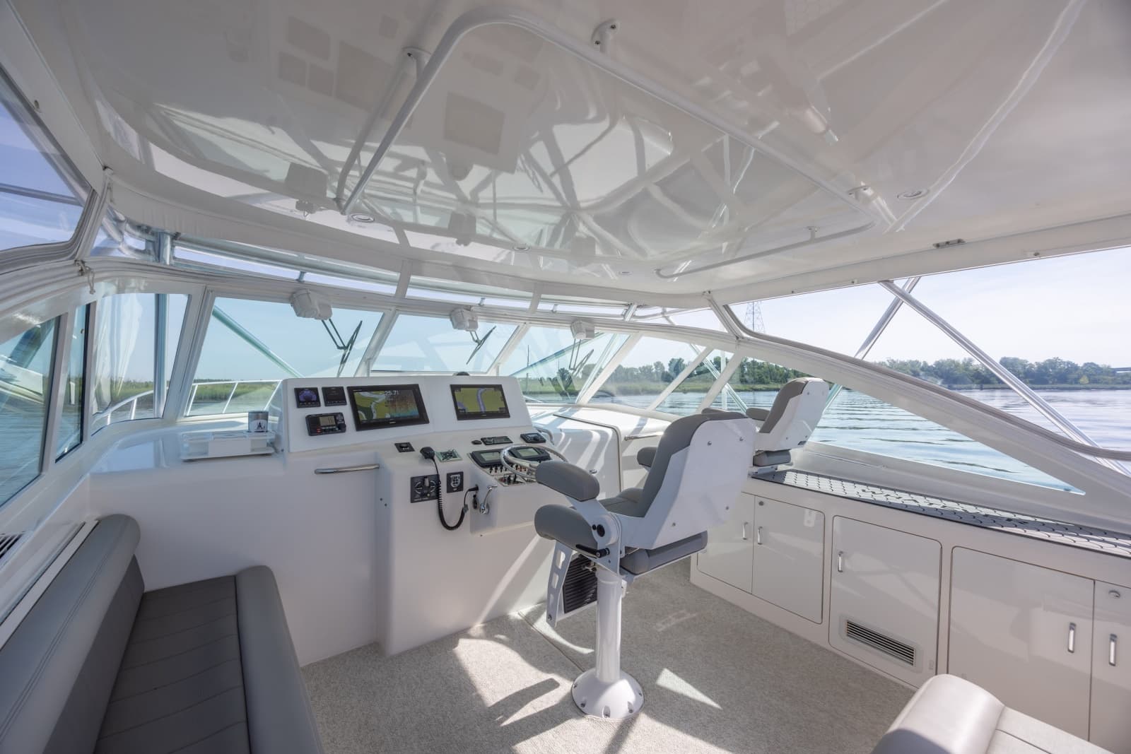 2005 Cabo 45 Express - Photo 103