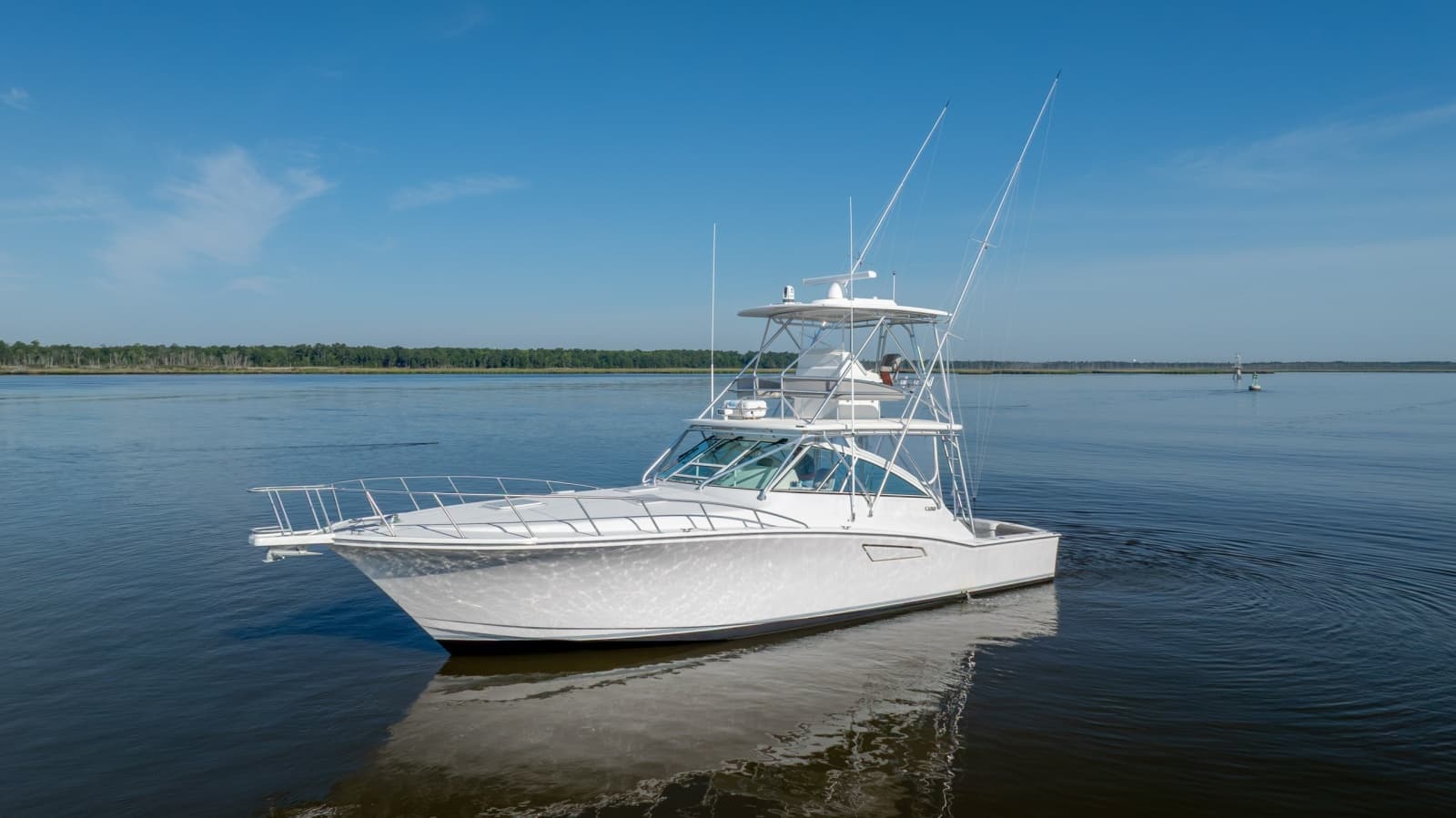 2005 Cabo 45 Express - Photo 36