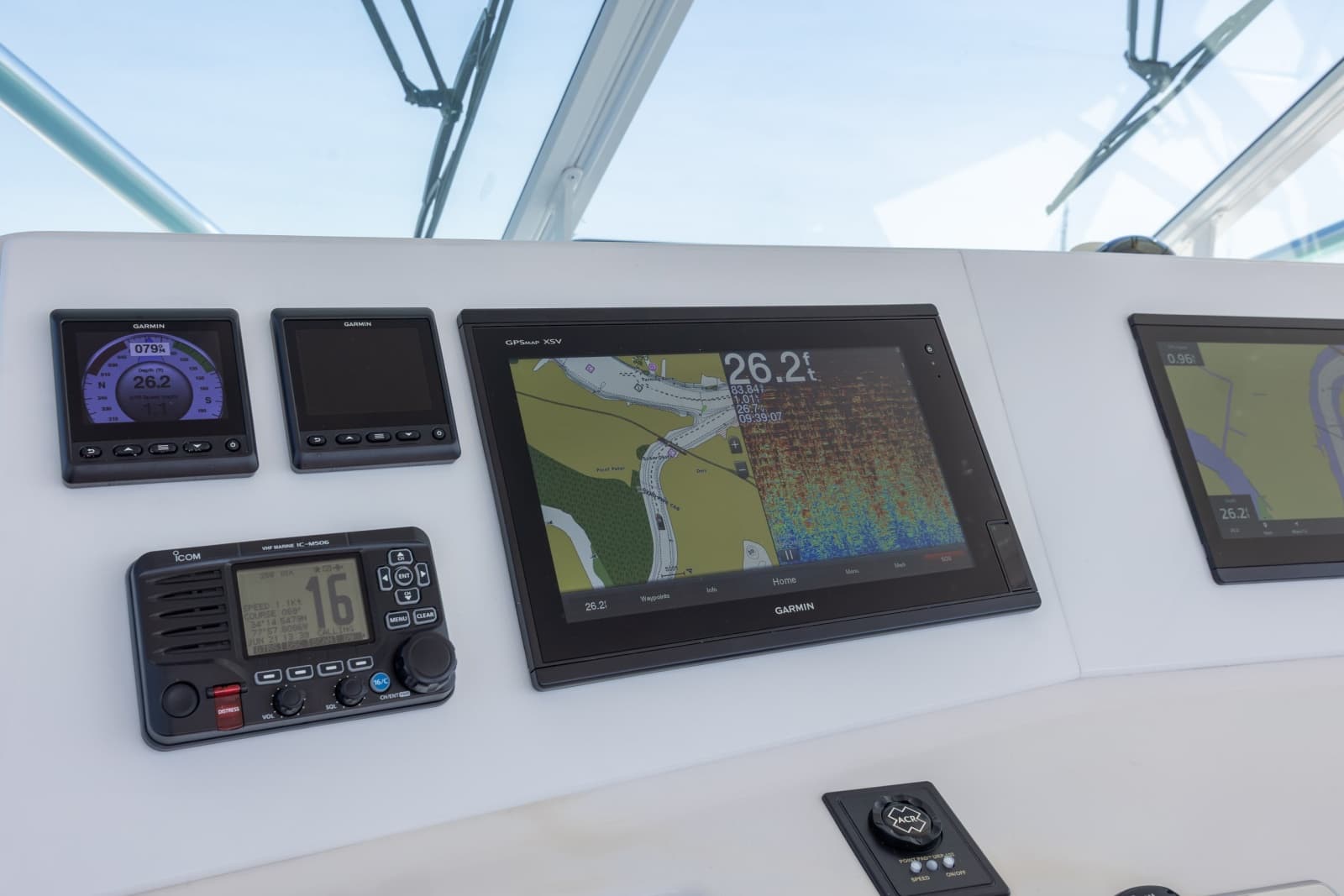 2005 Cabo 45 Express - Photo 109