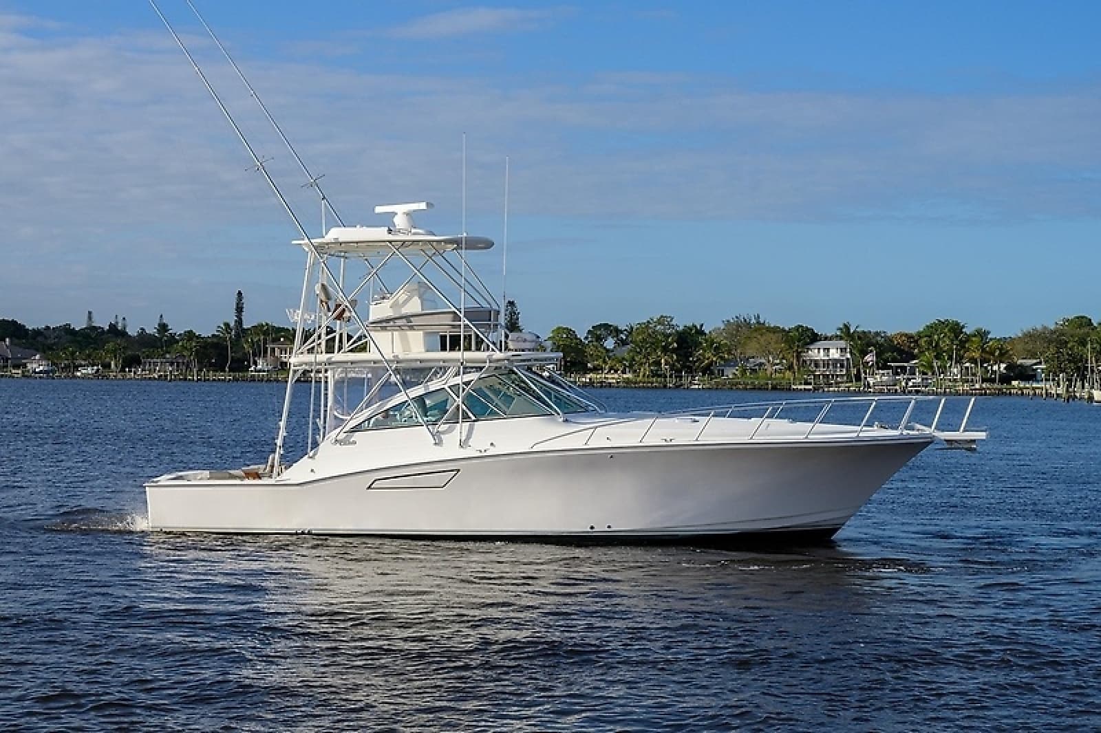 2005 Cabo 45 Express - Photo 38