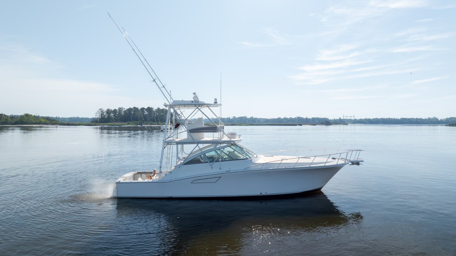 2005 Cabo 45 Express - Photo 39