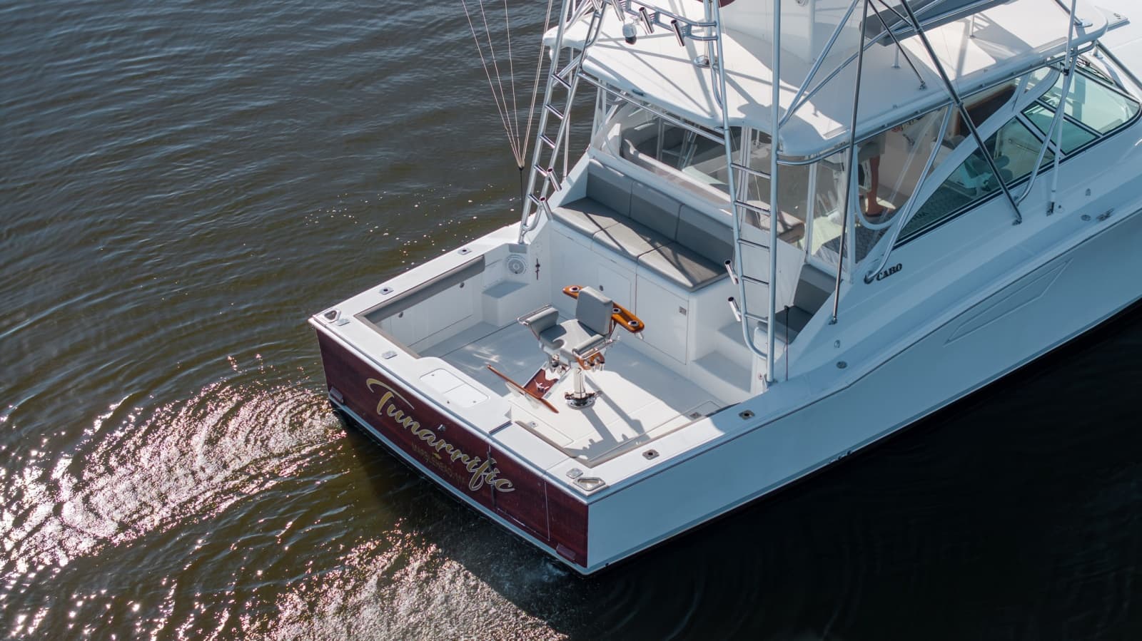 2005 Cabo 45 Express - Photo 42
