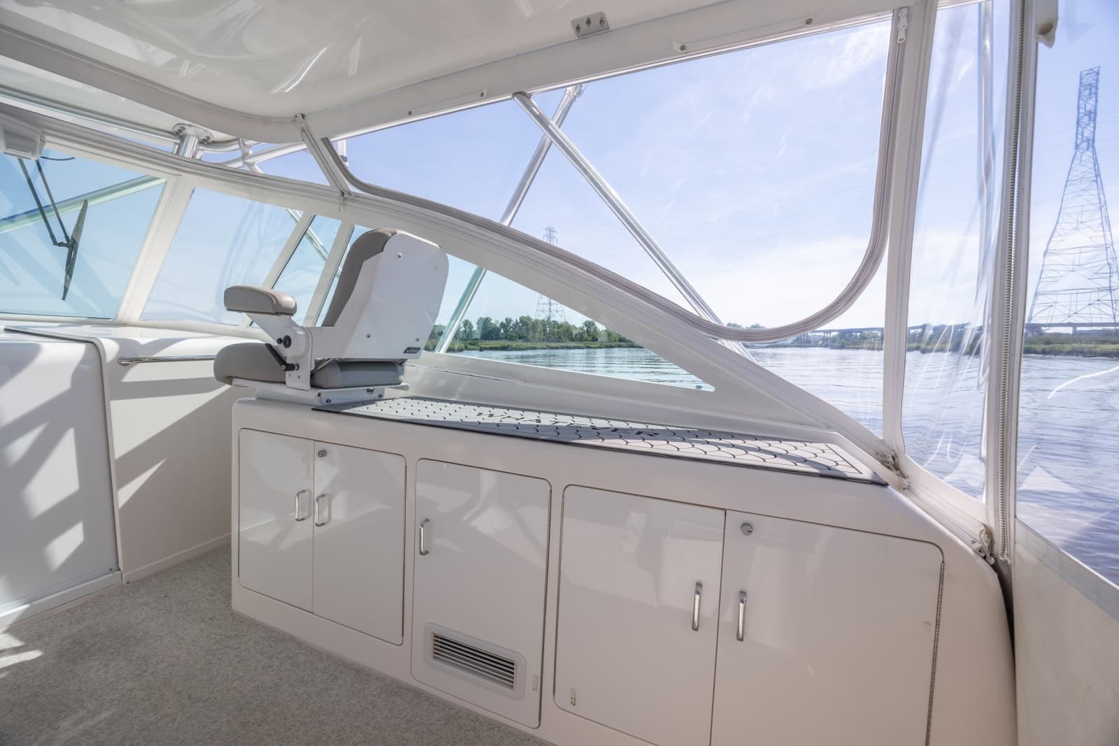 2005 Cabo 45 Express - Photo 106