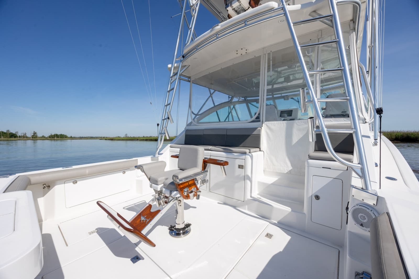 2005 Cabo 45 Express - Photo 119