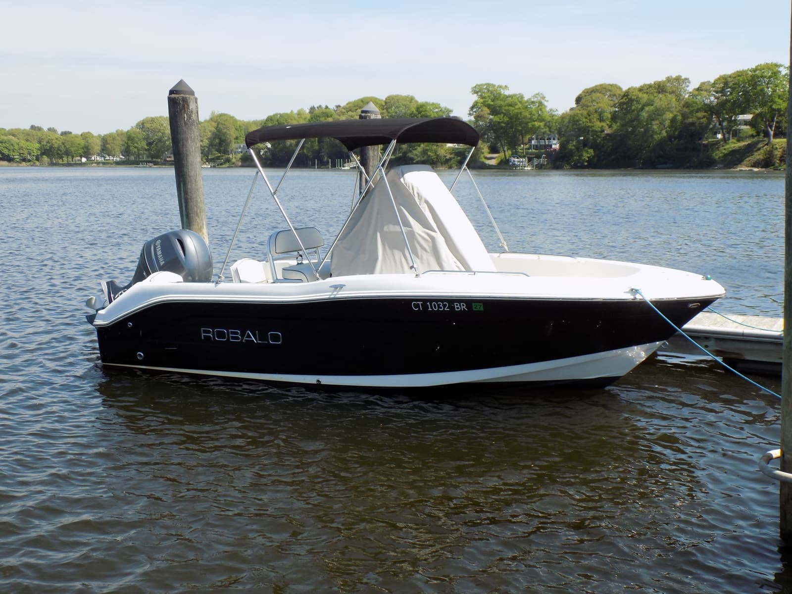 2017 Robalo R180 - Photo 10
