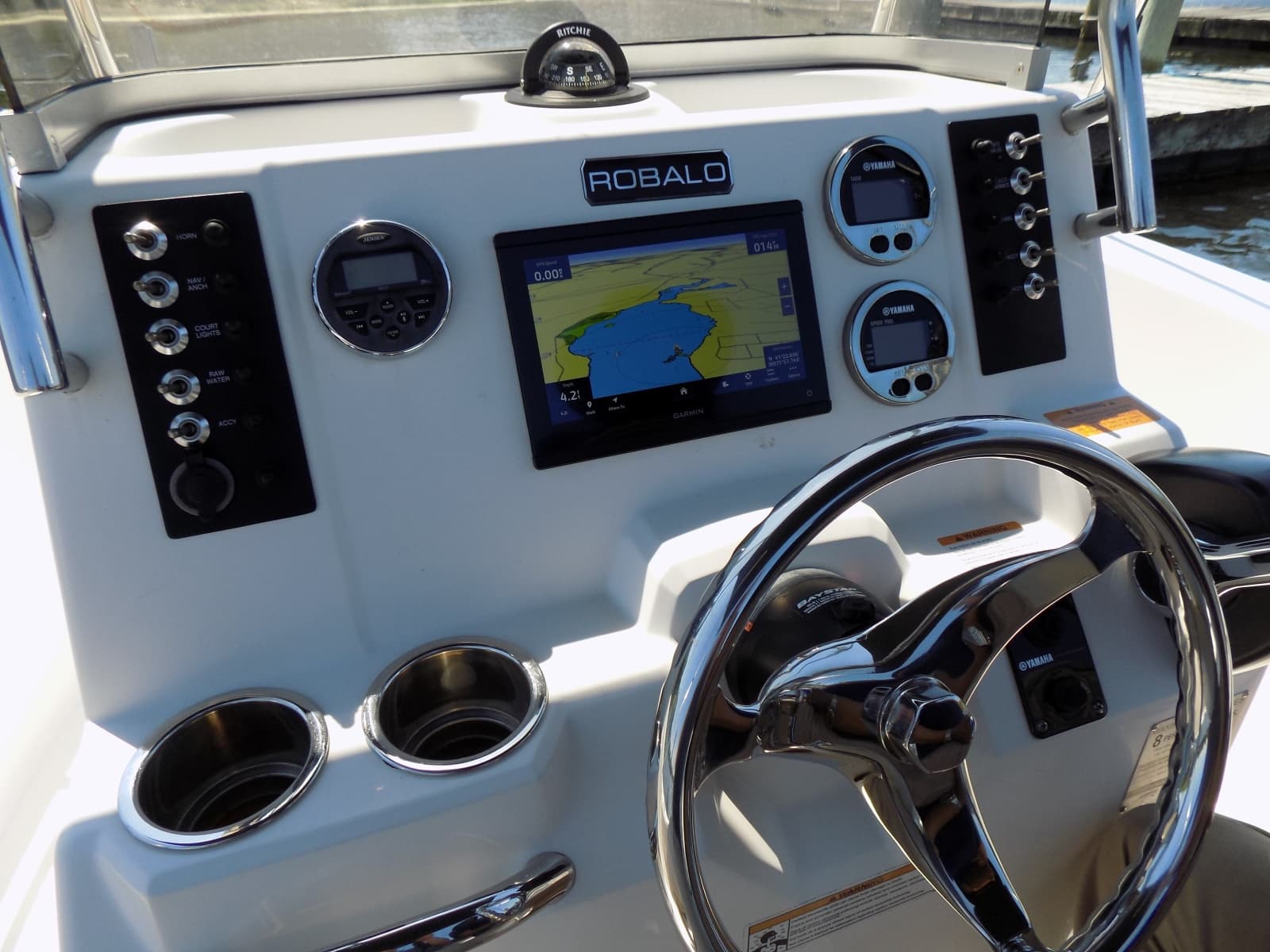 2017 Robalo R180 - Photo 4