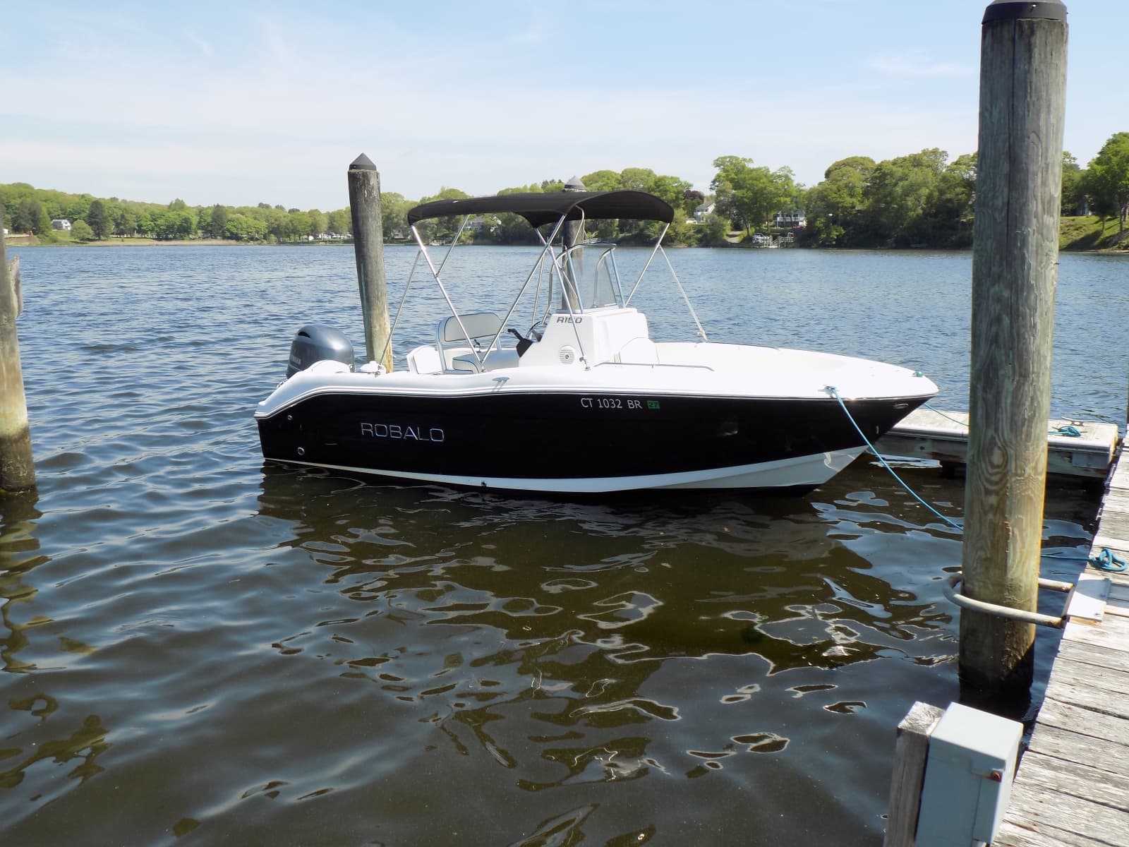 2017 Robalo R180 - Photo 11