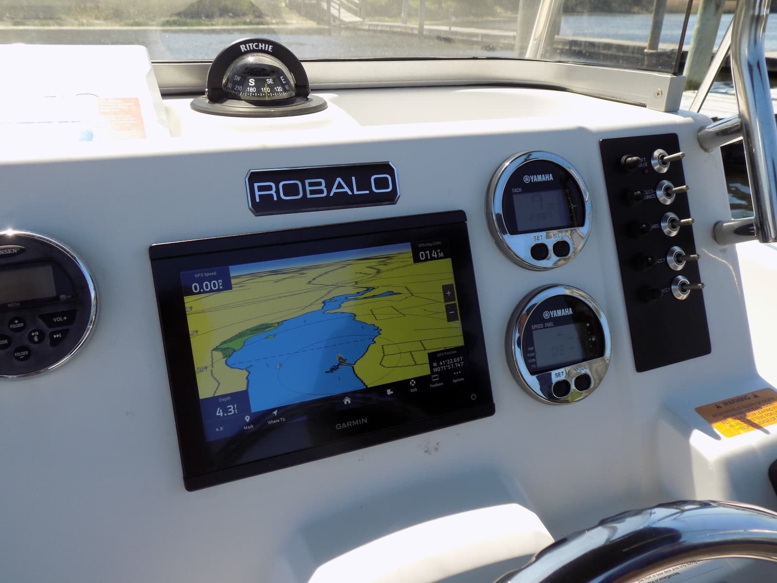 2017 Robalo R180 - Photo 5