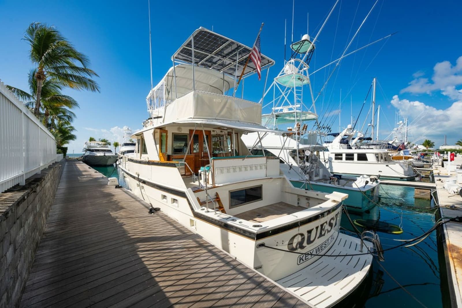 1979 Hatteras  - Photo 1