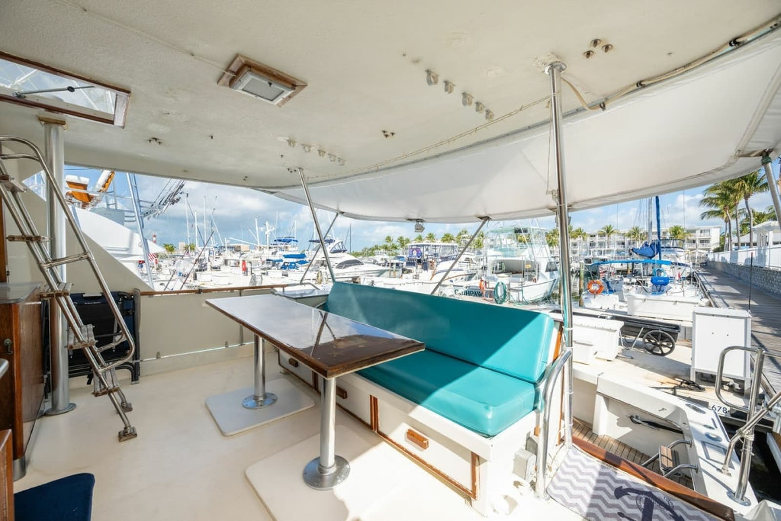 1979 Hatteras  - Photo 14