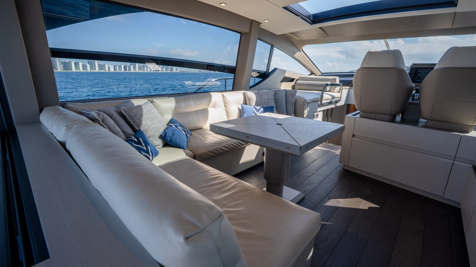 2024 Pershing 7X - Photo 39