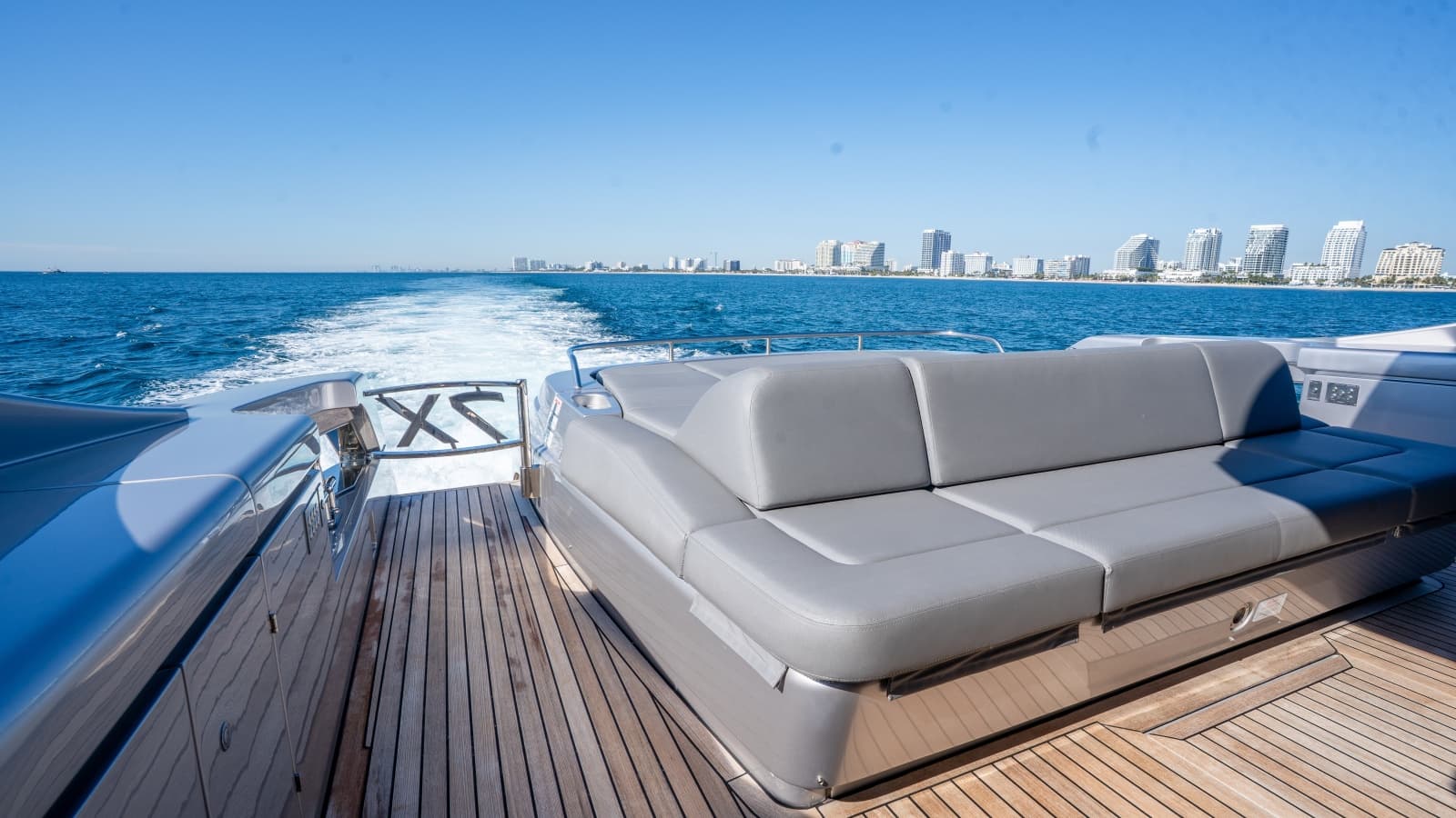 2024 Pershing 7X - Photo 26