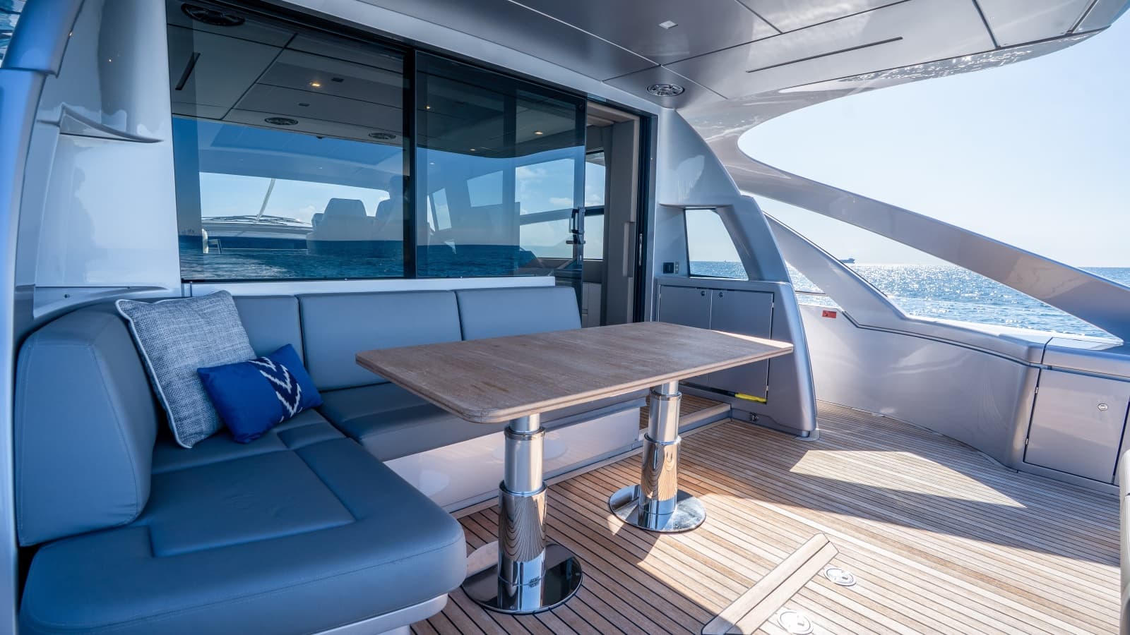2024 Pershing 7X - Photo 28