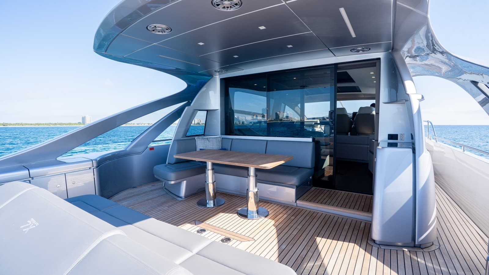 2024 Pershing 7X - Photo 21