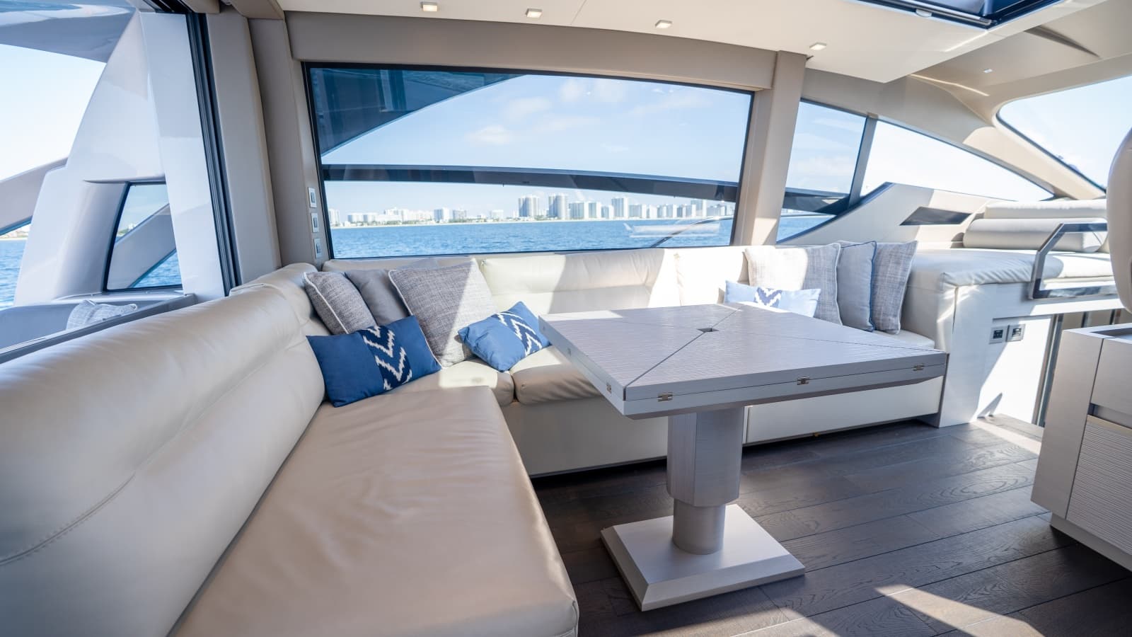 2024 Pershing 7X - Photo 40