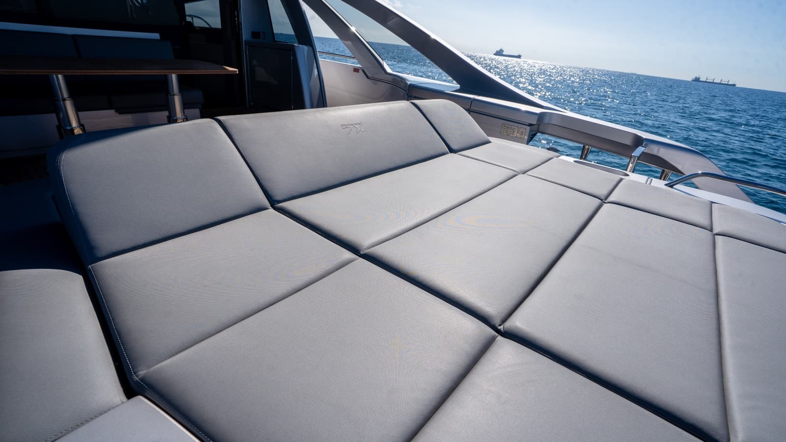 2024 Pershing 7X - Photo 22