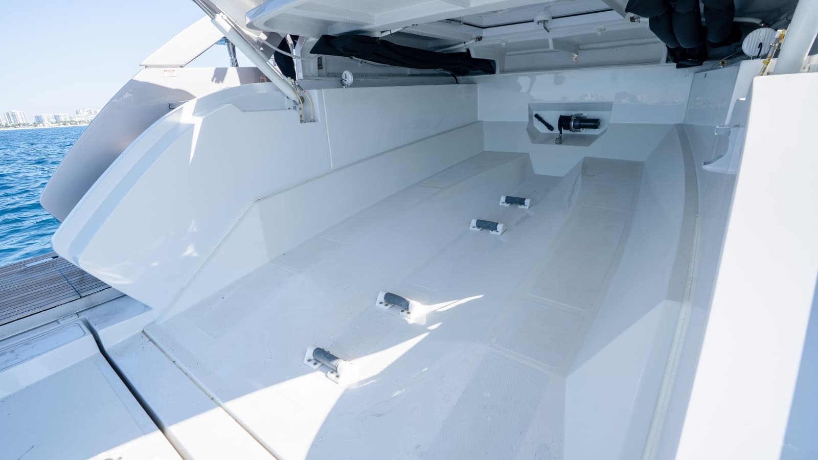 2024 Pershing 7X - Photo 16