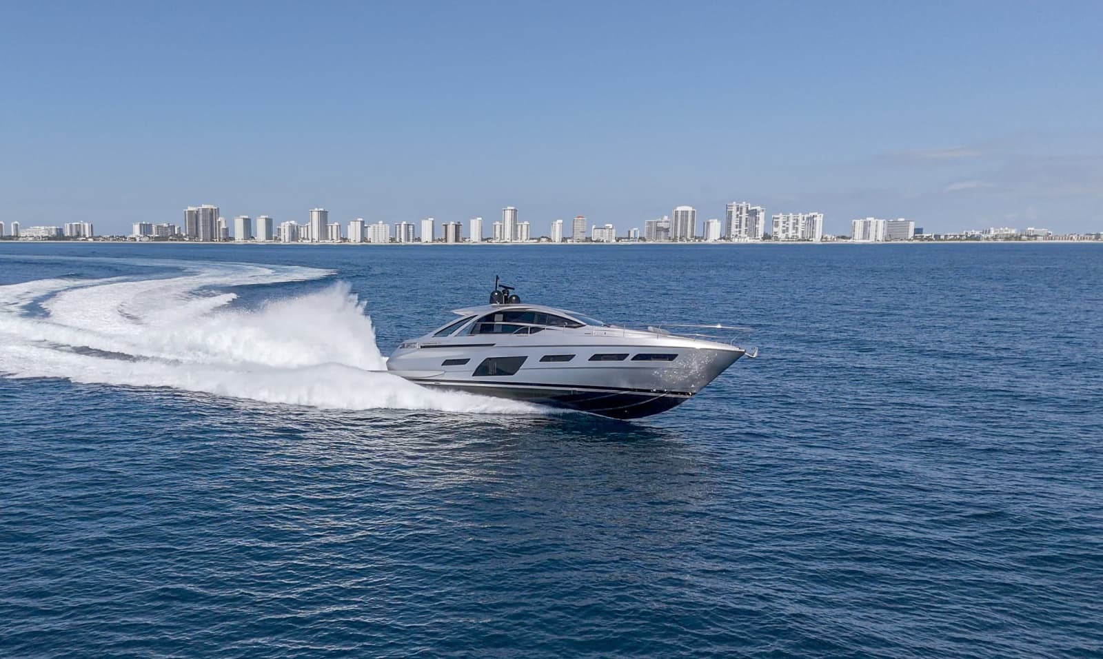 2024 Pershing 7X - Photo 2