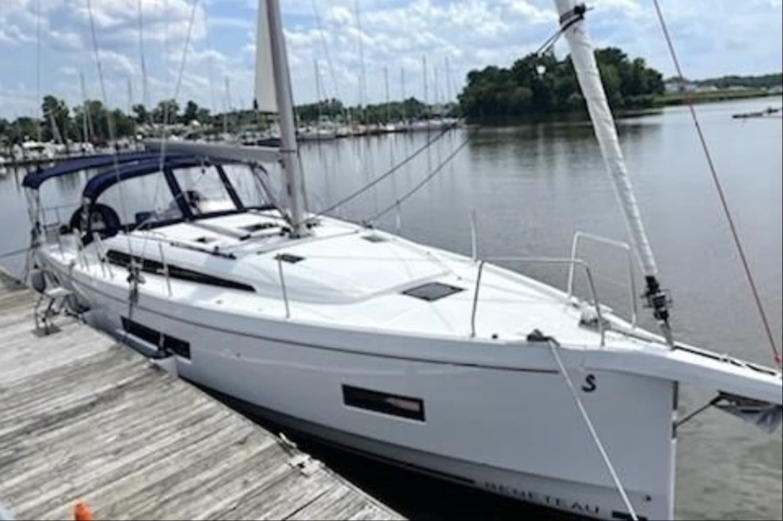 2022 Beneteau  - Photo 1