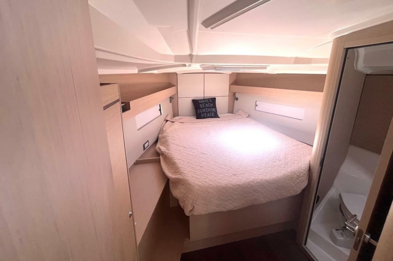 2022 Beneteau  - Photo 14