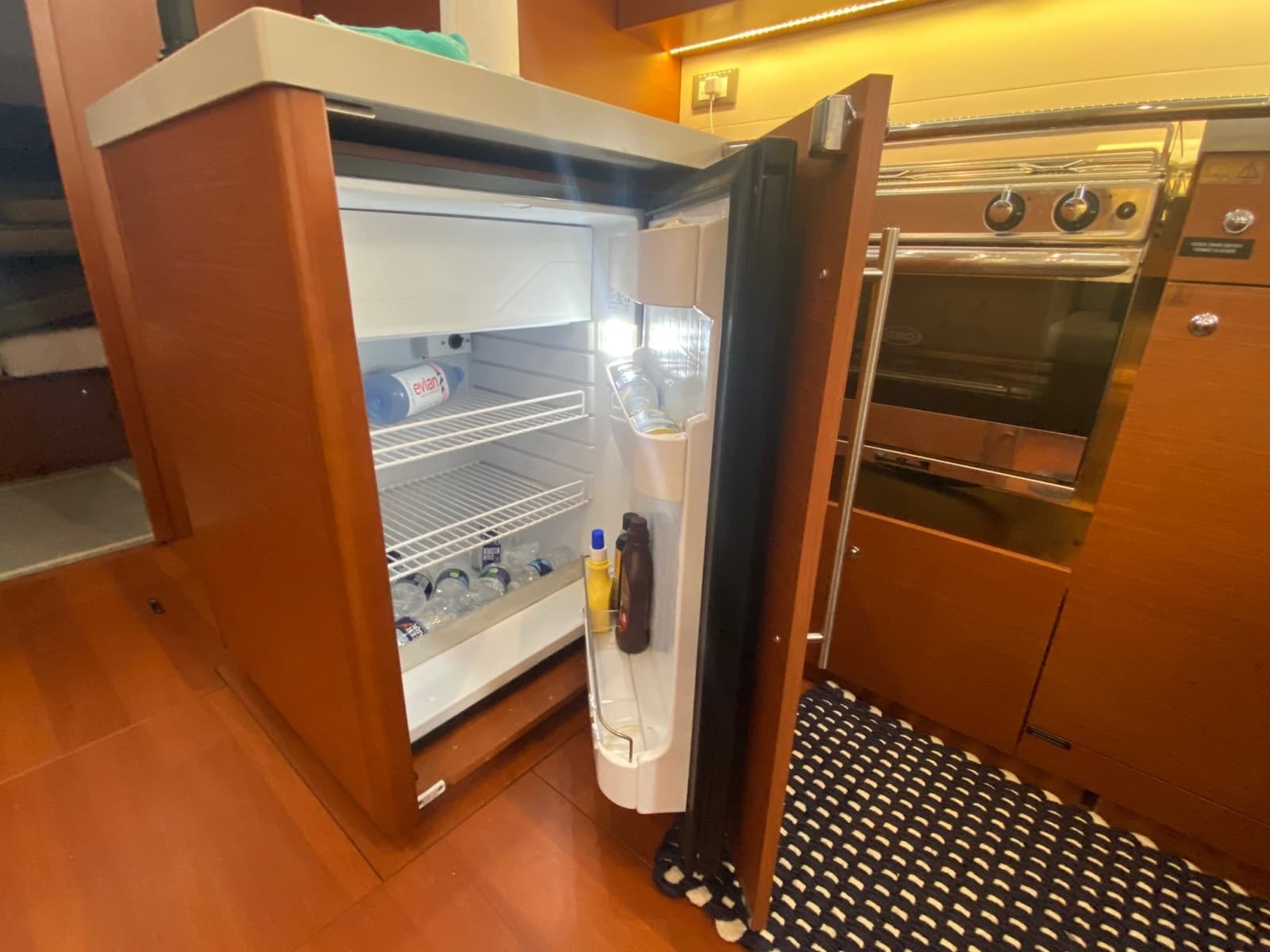 2019 Beneteau 51.1 - Photo 9
