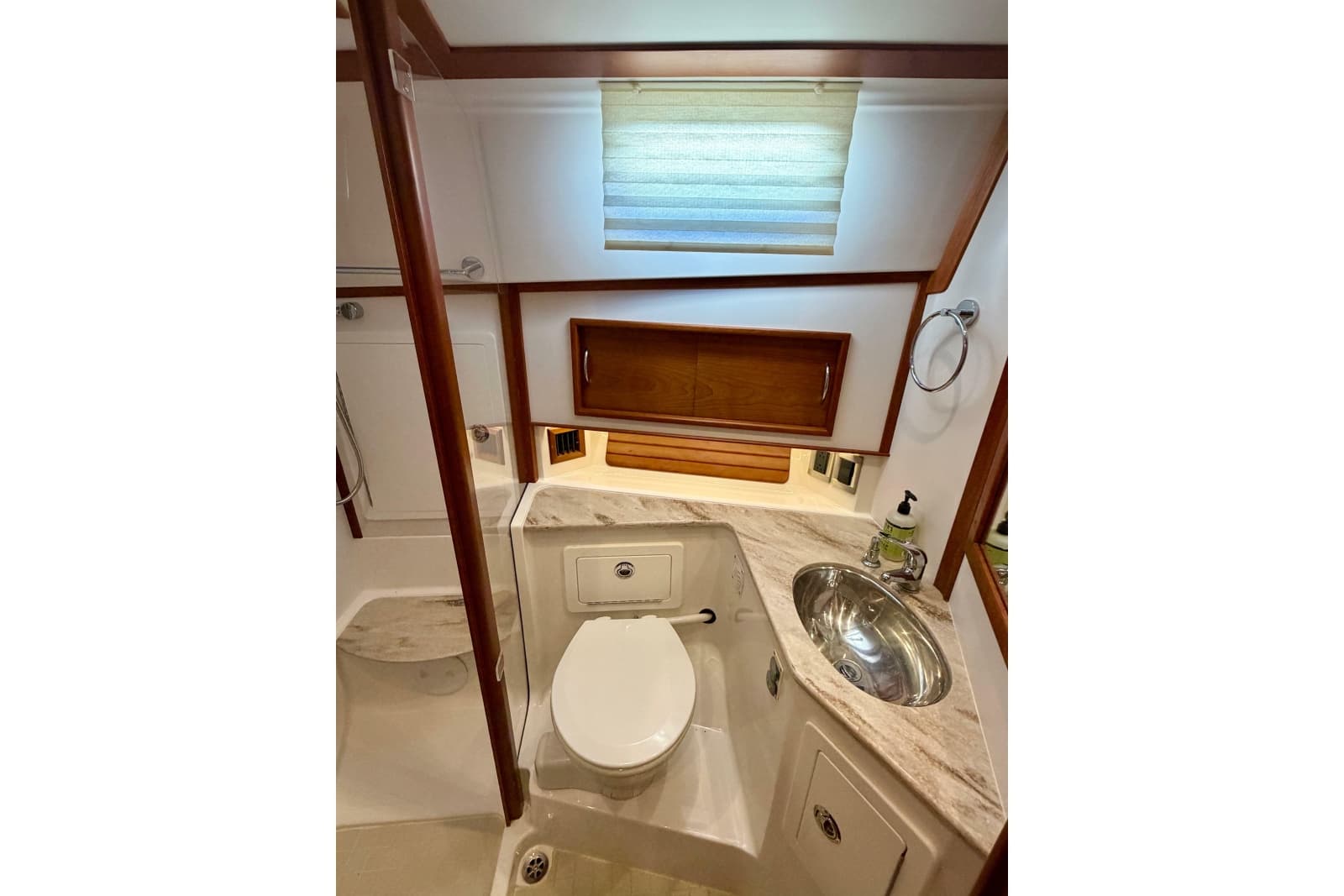 2016 Sabre 48 Salon Express - Photo 49