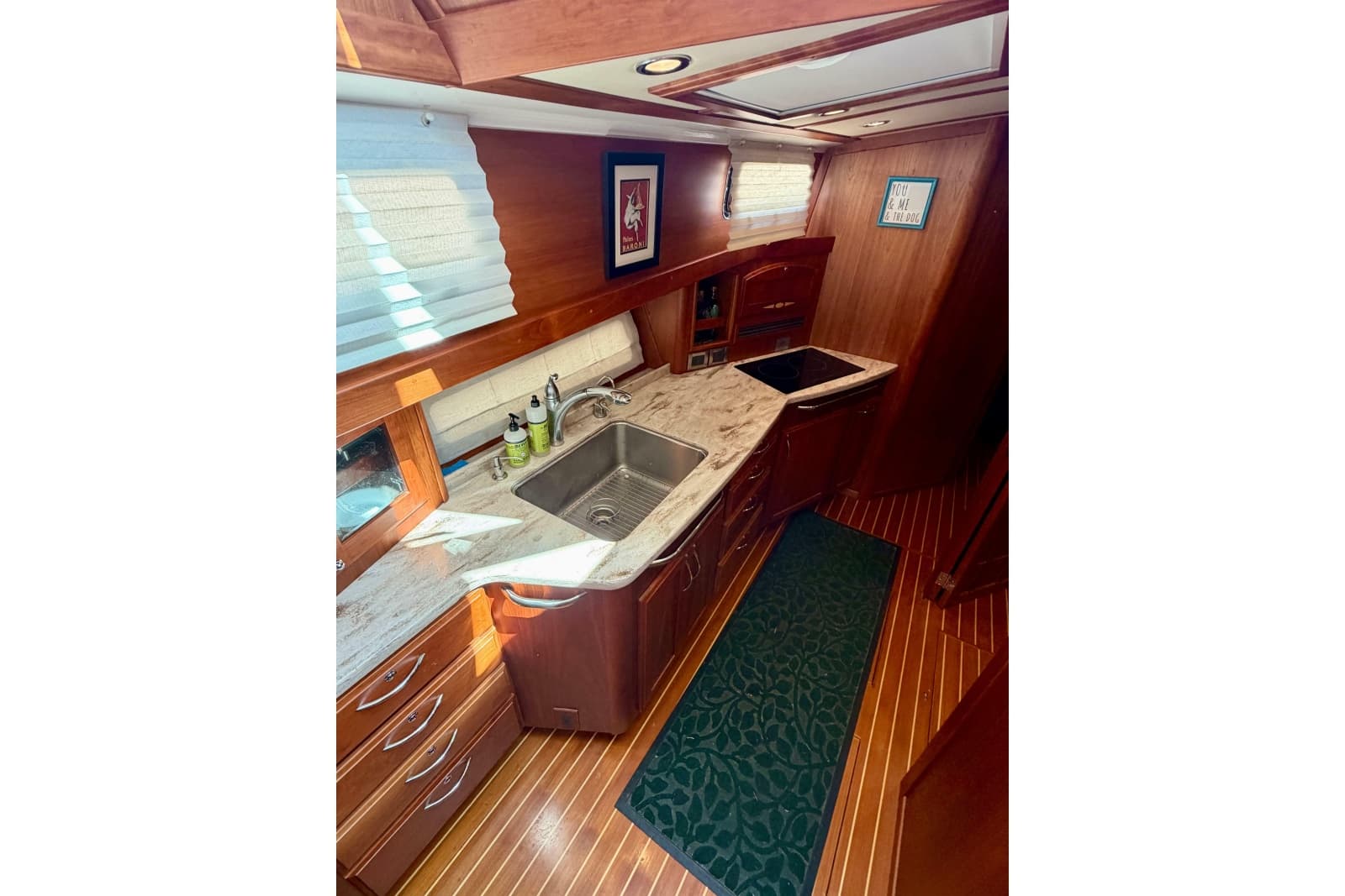 2016 Sabre 48 Salon Express - Photo 23