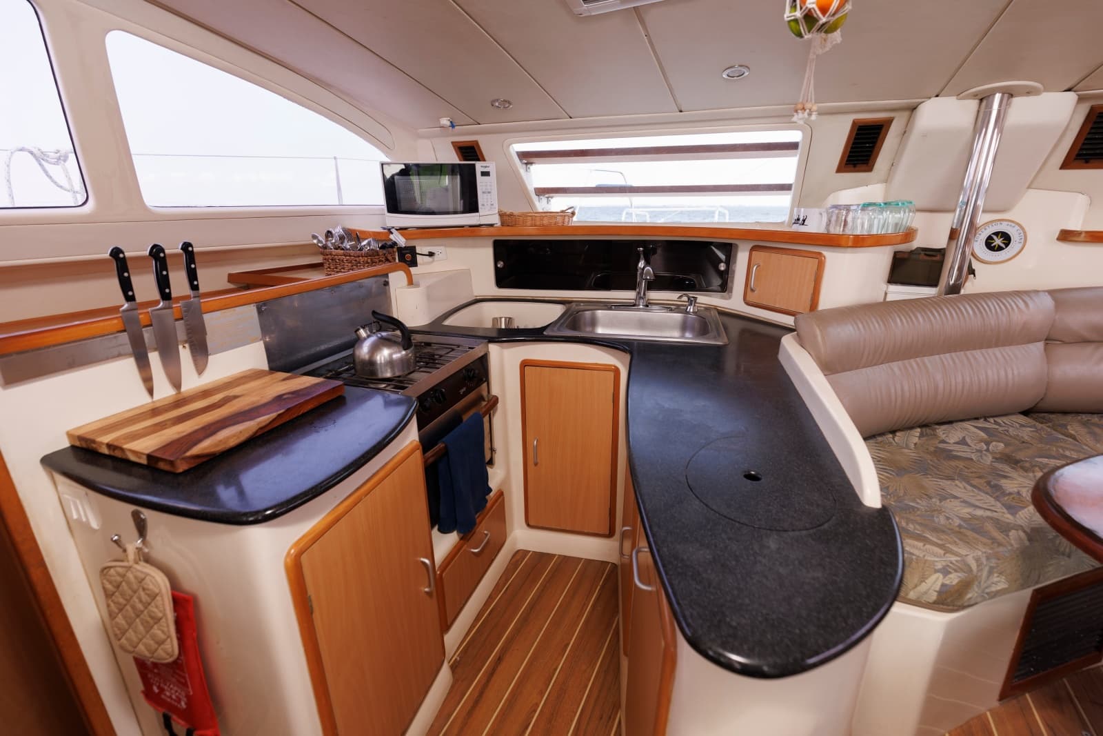2006 Leopard 43 - Photo 22