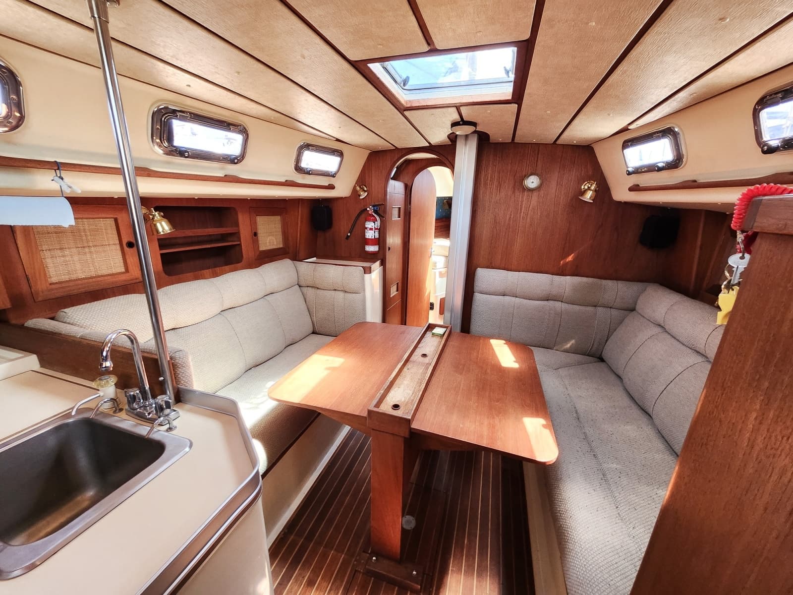 1982 Canadian Sailcraft CS-36 - Photo 14