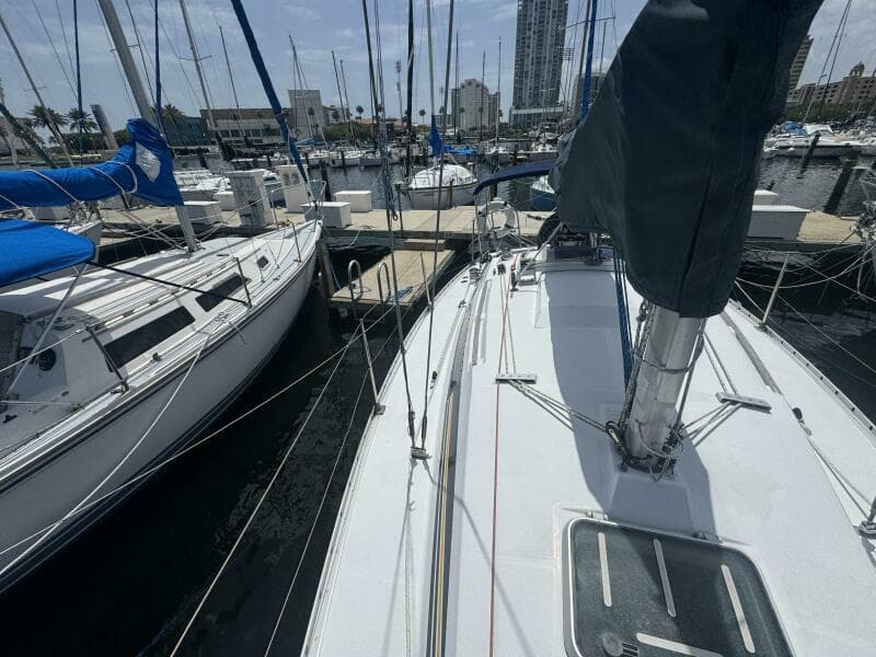 1988 Beneteau First 285 - Photo 32