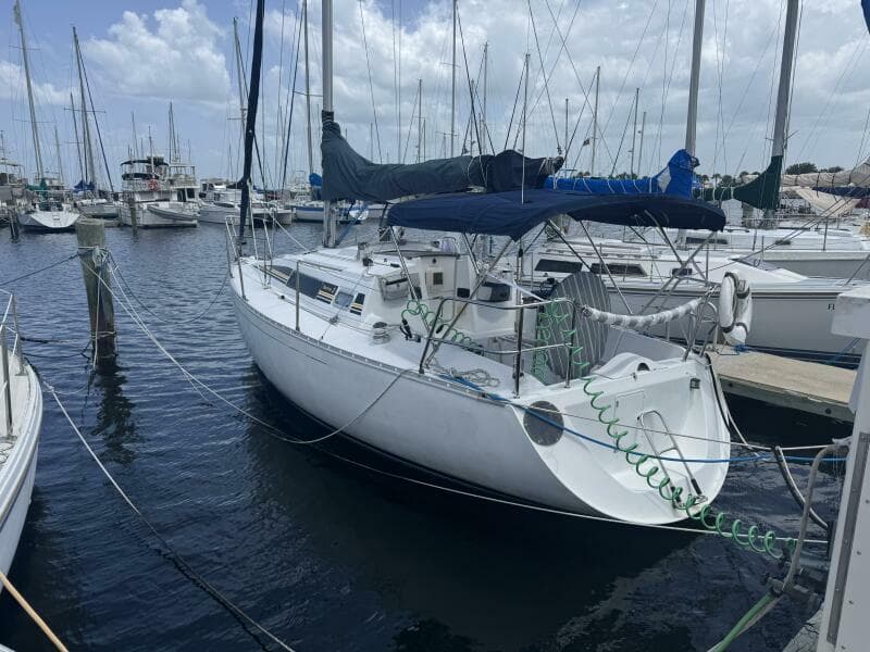 1988 Beneteau First 285 - Photo 4