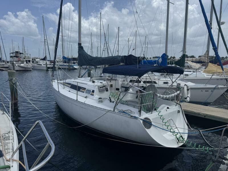 1988 Beneteau First 285 - Photo 6