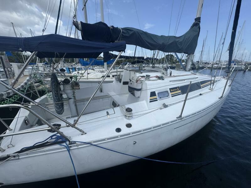 1988 Beneteau First 285 - Photo 9
