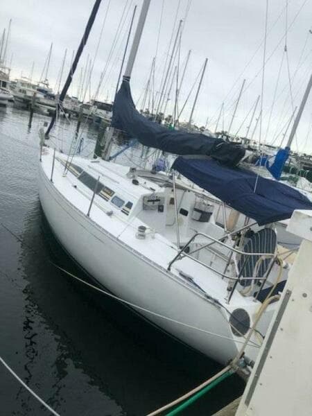 1988 Beneteau First 285 - Photo 1