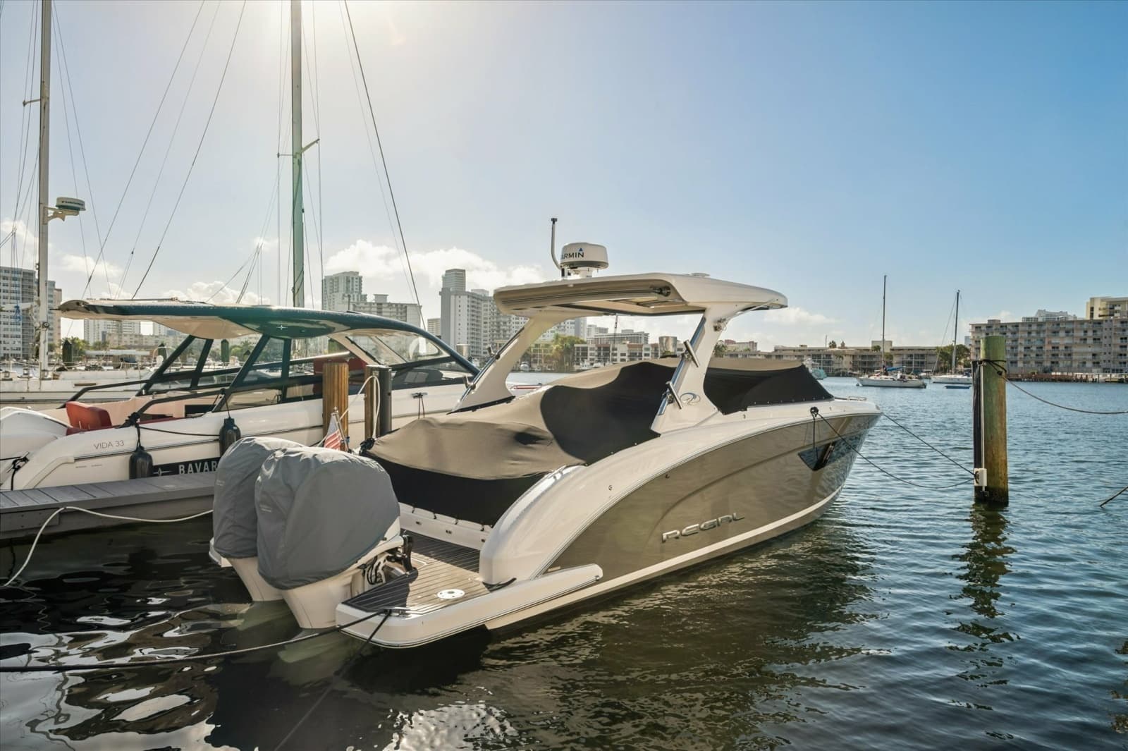 2019 Regal 33 OBX - Photo 31