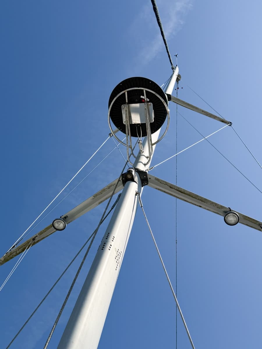 2005 Hunter 36 - Photo 84