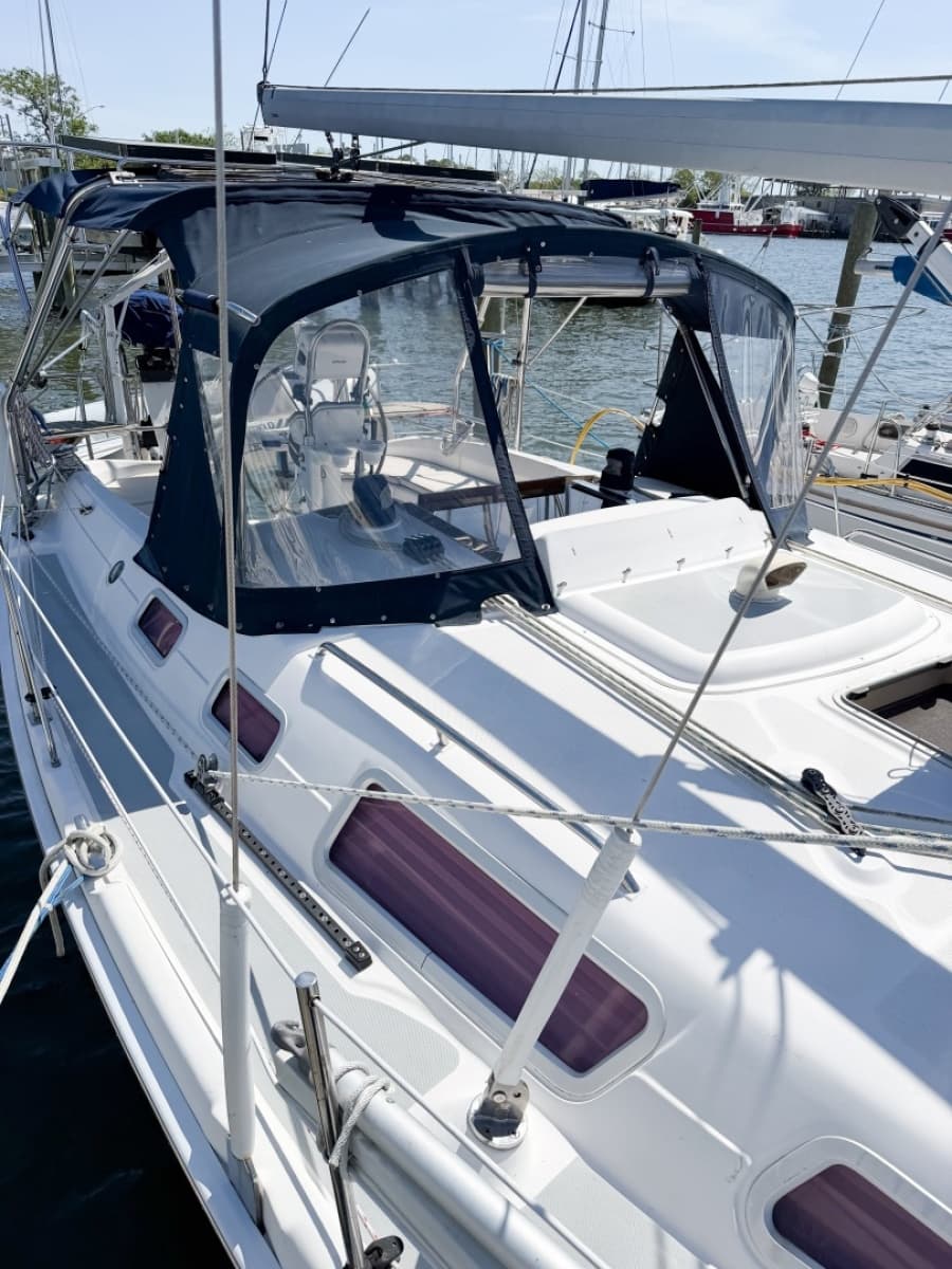 2005 Hunter 36 - Photo 7
