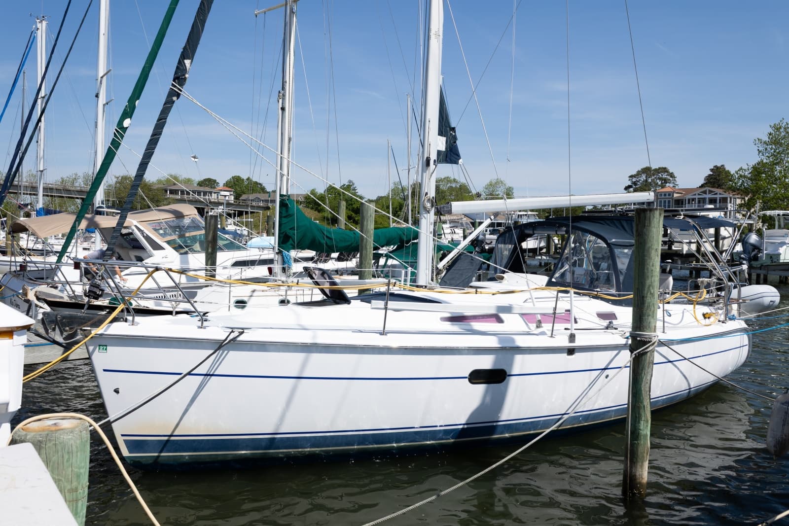 2005 Hunter 36 - Photo 3