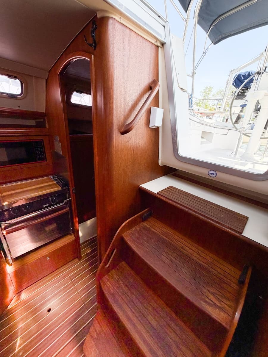 2005 Hunter 36 - Photo 34