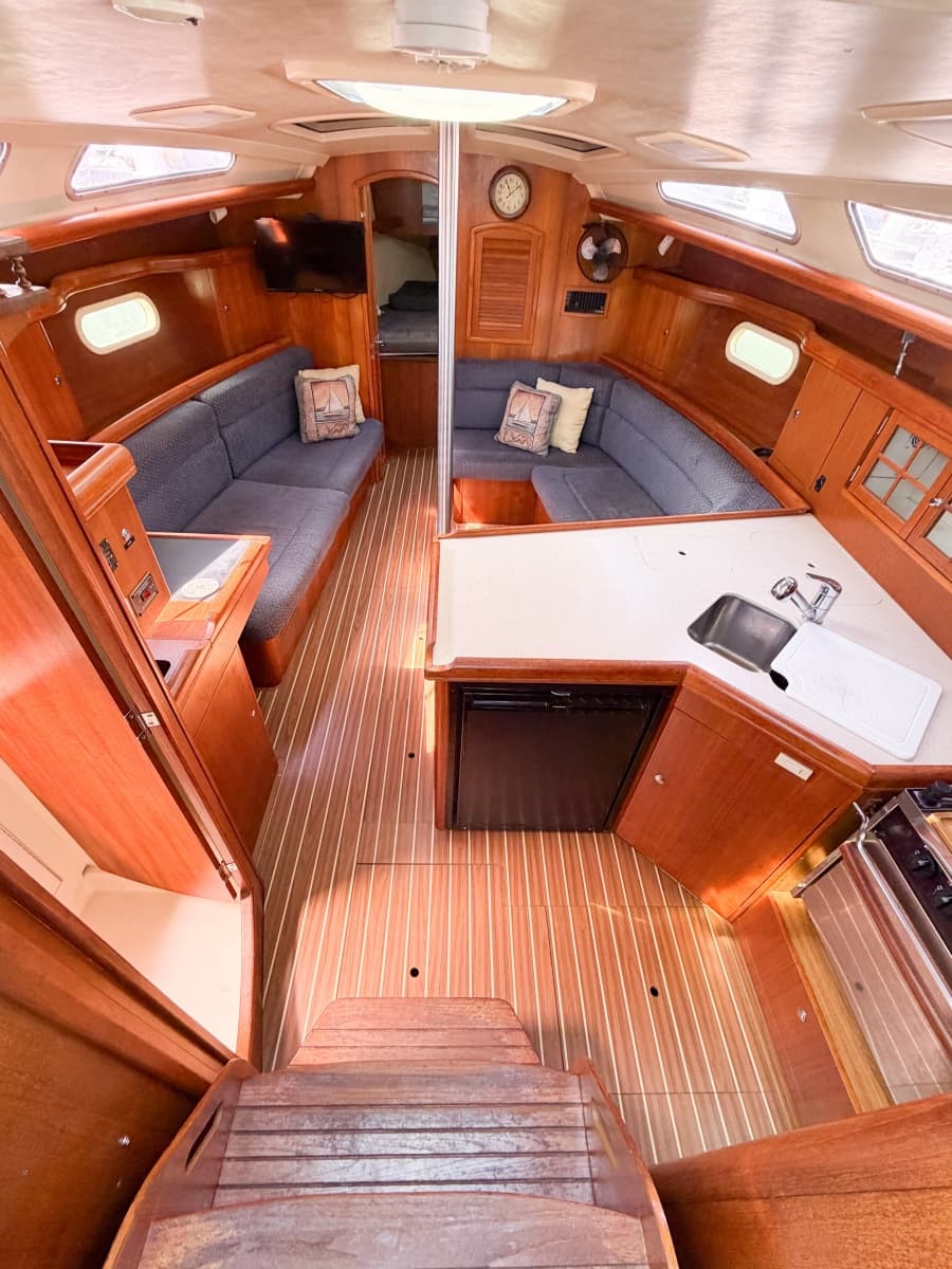 2005 Hunter 36 - Photo 33
