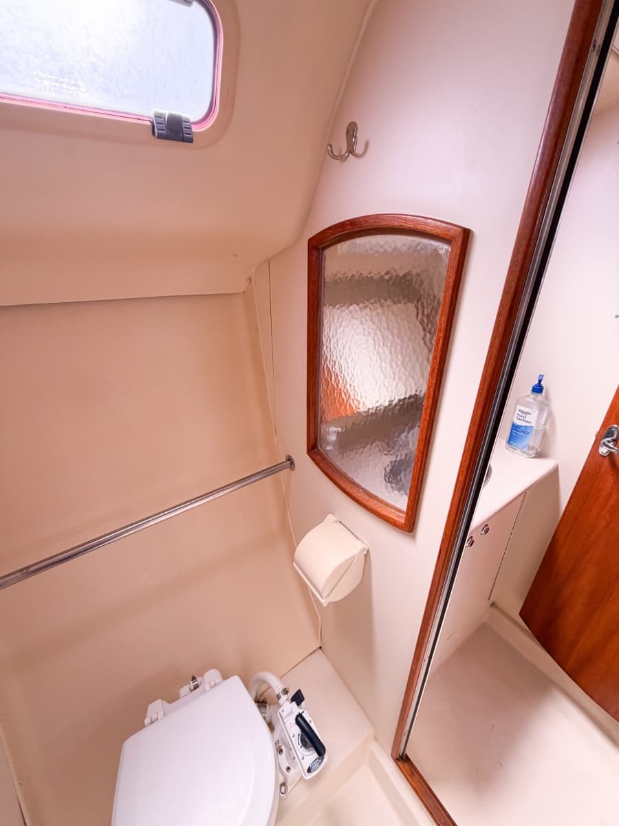 2005 Hunter 36 - Photo 58