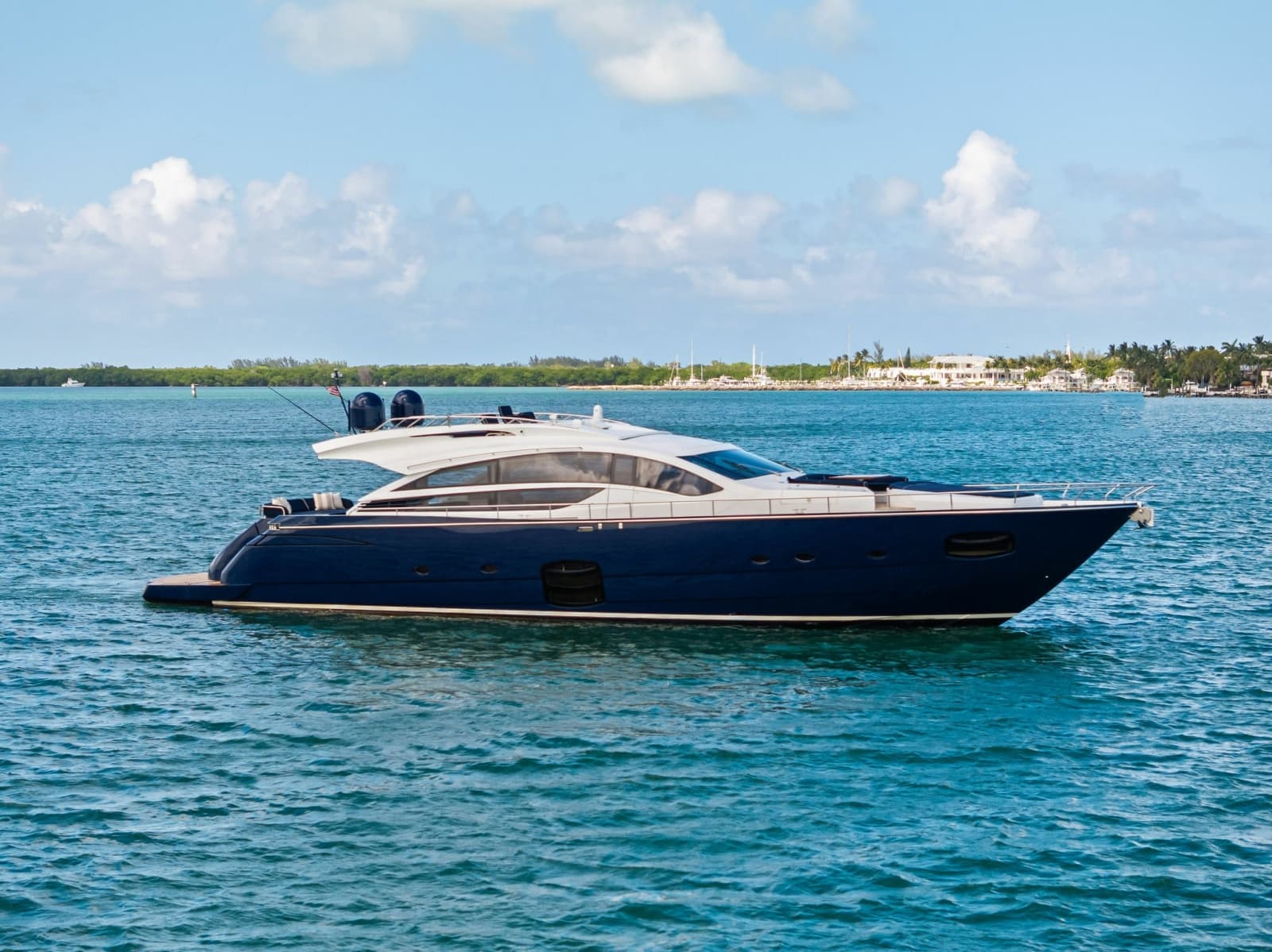 2013 Pershing 82 - Photo 1