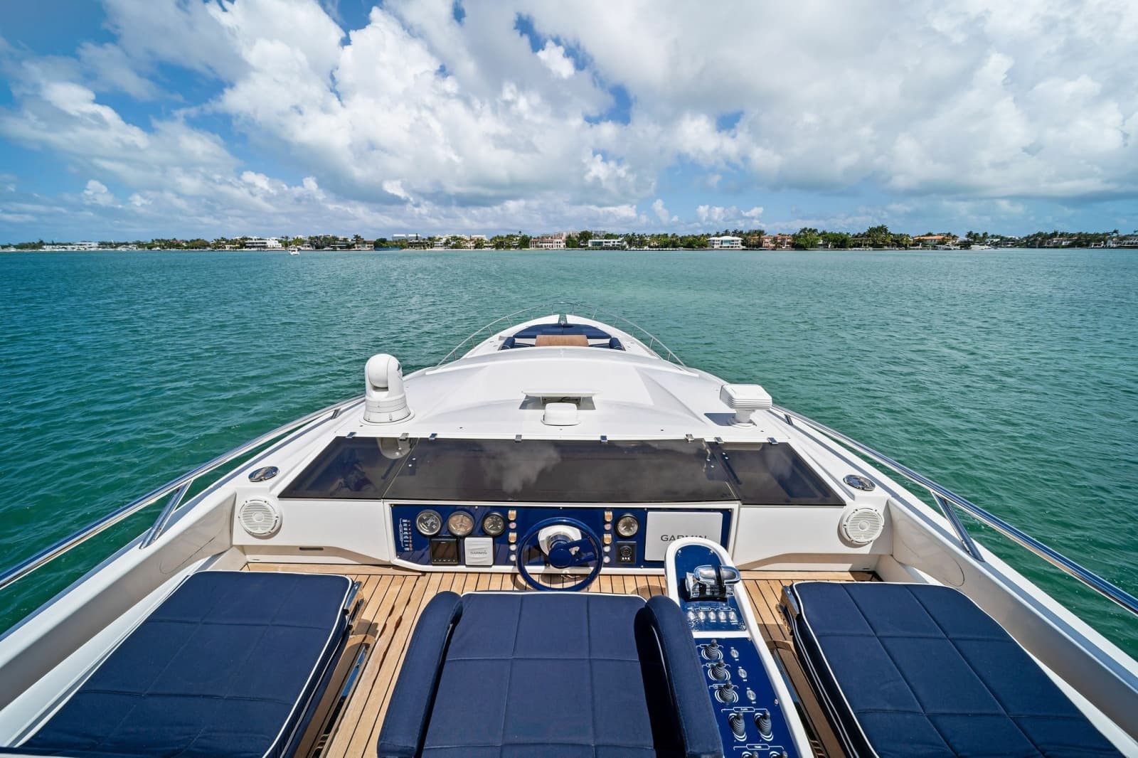 2013 Pershing 82 - Photo 22
