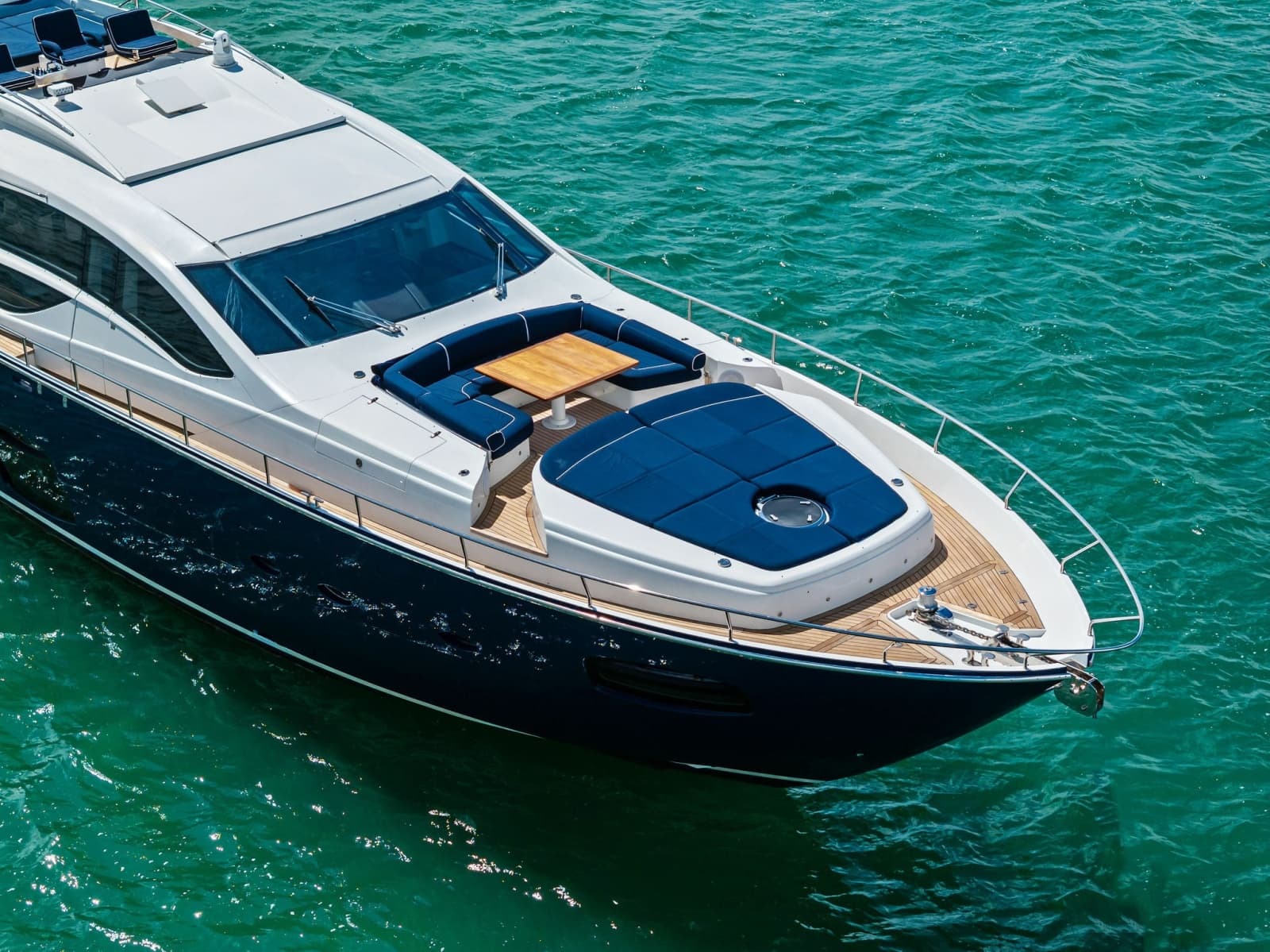 2013 Pershing 82 - Photo 7