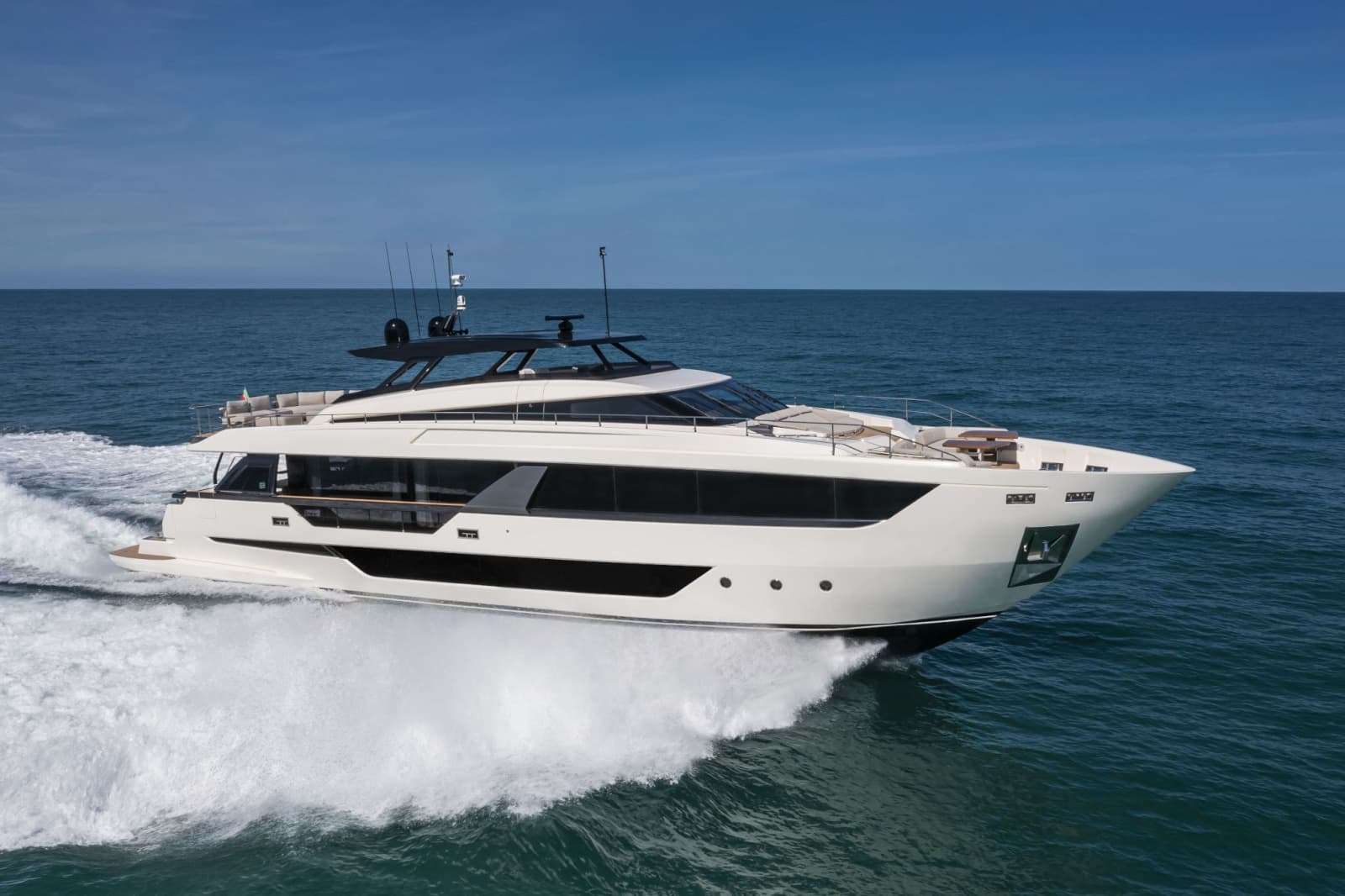 2023 Ferretti Yachts 1000 - Photo 1