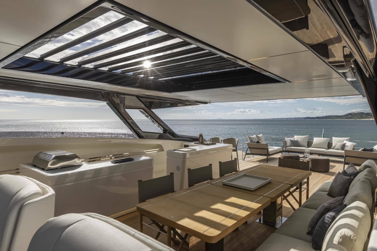 2023 Ferretti Yachts 1000 - Photo 18